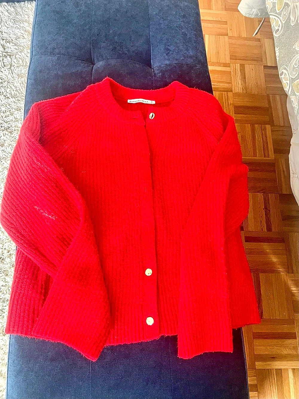 Abercrombie & Fitch Relaxed Hardware Crew Cardigan Red